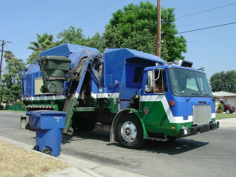 Garden waste removal services in East Ham
